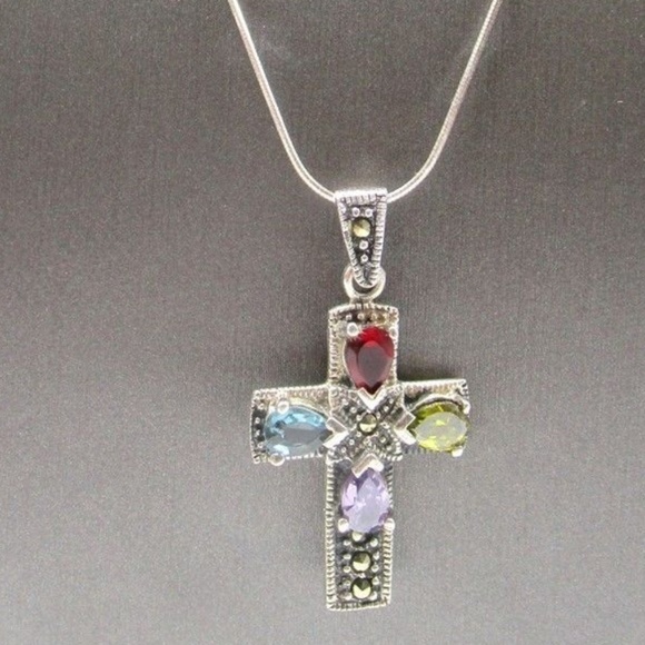 artistisan Jewelry - Sterling silver maracite glass cross pendant